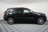 Used 2019 Jeep Grand Cherokee Overland image 2