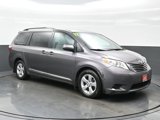 Used 2017 Toyota Sienna LE image 5