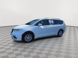 Used 2022 Chrysler Pacifica Touring-L image 5