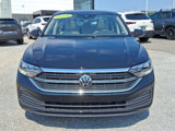 Used 2024 Volkswagen Jetta SE w/ Panoramic Sunroof Package image 2
