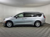 Used 2020 Chrysler Voyager Lxi image 2