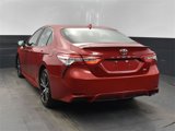 Used 2020 Toyota Camry SE image 3