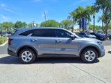 Used 2022 Kia Sorento LX image 4