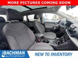 Used 2023 Volkswagen Taos SE image 3