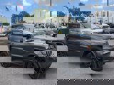 Used 2018 Jeep Grand Cherokee Altitude image 2