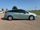 Used 2020 Toyota Prius L Eco image 5