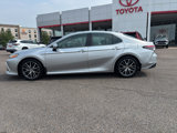 Used 2022 Toyota Camry XLE image 2