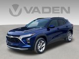 Used 2024 Chevrolet Trax LT w/ LT Convenience Package image 3