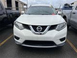 Used 2014 Nissan Rogue S image 2