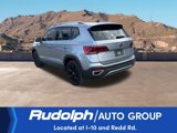 Used 2022 Volkswagen Taos SE w/ Panoramic Sunroof Package image 3
