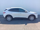 Used 2022 Ford Escape SE image 2