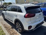 Used 2020 Kia Niro Touring image 2