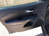 Used 2015 Jeep Cherokee Trailhawk w/ Comfort/Convenience Group image 5