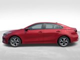 Used 2023 Kia Forte LXS image 2