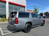Used 2019 Chevrolet Suburban LT image 3