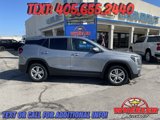 Used 2024 GMC Terrain SLE image 2