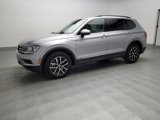 Used 2021 Volkswagen Tiguan SEL image 2