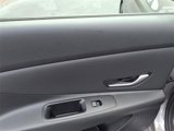 Used 2023 Hyundai Elantra Limited w/ Preferred Accessory Package image 6