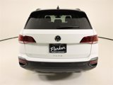 Used 2024 Volkswagen Taos SE w/ MDO Package image 4