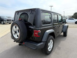 Used 2018 Jeep Wrangler Unlimited Sport S image 3