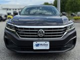 Used 2020 Volkswagen Passat 2.0T R-Line image 2