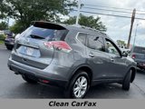 Used 2016 Nissan Rogue SV image 3
