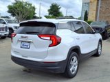 Used 2022 GMC Terrain SLE w/ Driver Convenience Package image 2