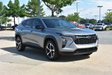 Used 2024 Chevrolet Trax RS w/ Sunroof Package image 3