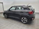 Used 2023 Hyundai Venue SEL image 3