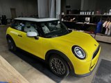 New 2025 MINI Cooper 2-Door Hardtop image 2