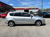 Used 2011 Hyundai Elantra image 2