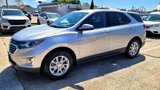 Used 2018 Chevrolet Equinox LT image 2