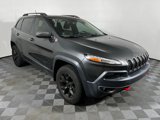 Used 2015 Jeep Cherokee Trailhawk image 3