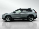 Used 2017 Jeep Cherokee Latitude w/ Cold Weather Group image 2