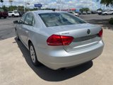 Used 2015 Volkswagen Passat 1.8T SE image 3