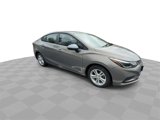 Used 2017 Chevrolet Cruze LT image 2