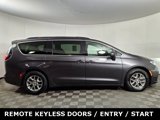 Used 2021 Chrysler Pacifica Touring w/ Cold Weather Group image 6
