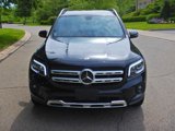 Used 2023 Mercedes-Benz GLB 250 4MATIC w/ Premium Package image 4