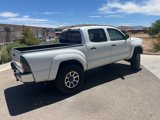 Used 2015 Toyota Tacoma 4x4 Double Cab w/ TRD Off-Road Package image 4
