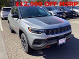 Used 2023 Jeep Compass Trailhawk w/ Trailhawk Elite Group image 3