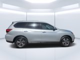 Used 2017 Nissan Pathfinder SV image 2