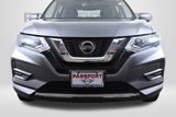 Used 2018 Nissan Rogue S image 2