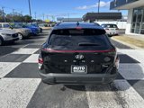 Used 2024 Hyundai Kona SEL w/ Convenience Package image 4