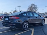 Used 2020 Ford Fusion SE image 3