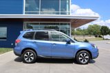 Used 2017 Subaru Forester 2.5i Premium w/ All-Weather Package image 2