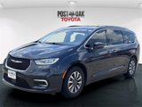 Used 2021 Chrysler Pacifica Touring-L image 3