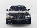 Used 2018 BMW 750i image 2