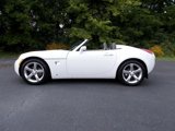 Used 2006 Pontiac Solstice Convertible w/ Premium Package image 2