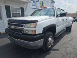 Used 2005 Chevrolet Silverado 3500 W/T w/ Heavy-Duty Power Package image 3