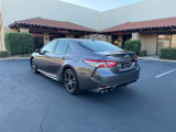 Used 2020 Toyota Camry SE image 3